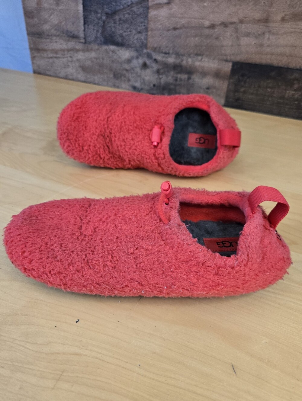 UGG Women's Red Faux Plushy Slippers Size 9